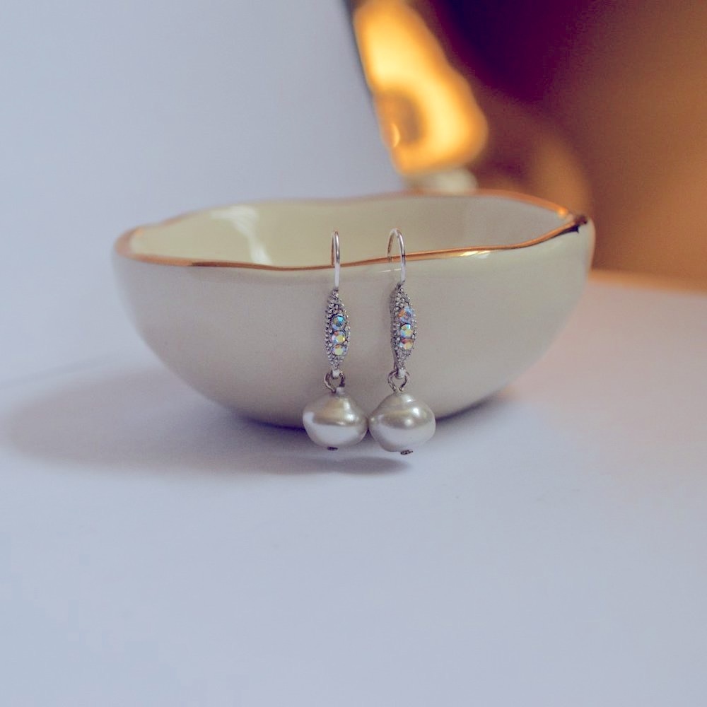 Pearl Drop Earrings with Sparkle